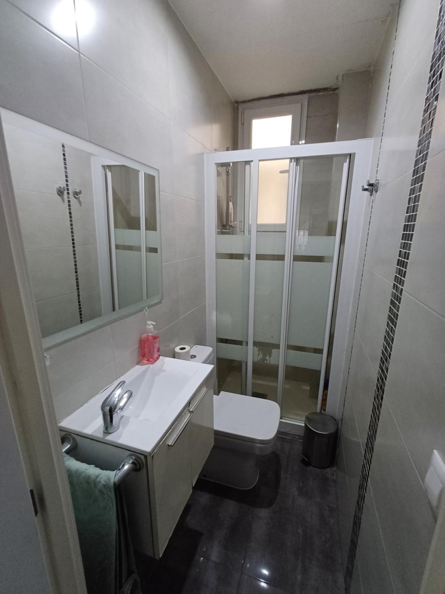 Room En Madrid Pacifico Ngoại thất bức ảnh